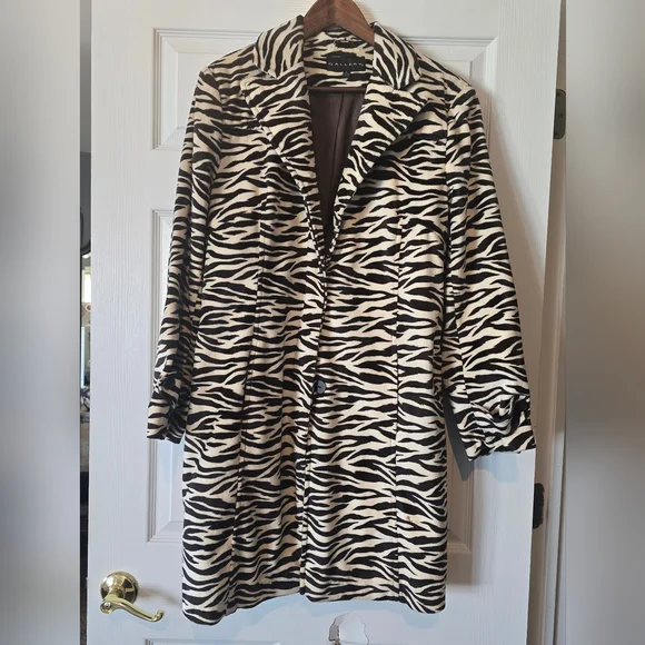 Zebra Print Coat - Picture 1 of 9